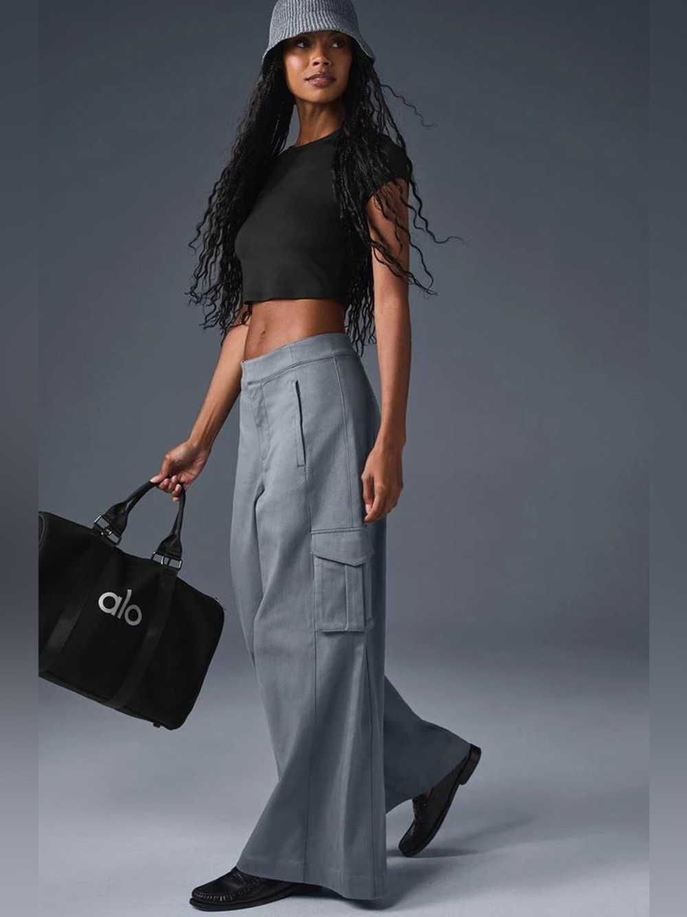 NWOT ALO Yoga show off wide leg cargo trouser